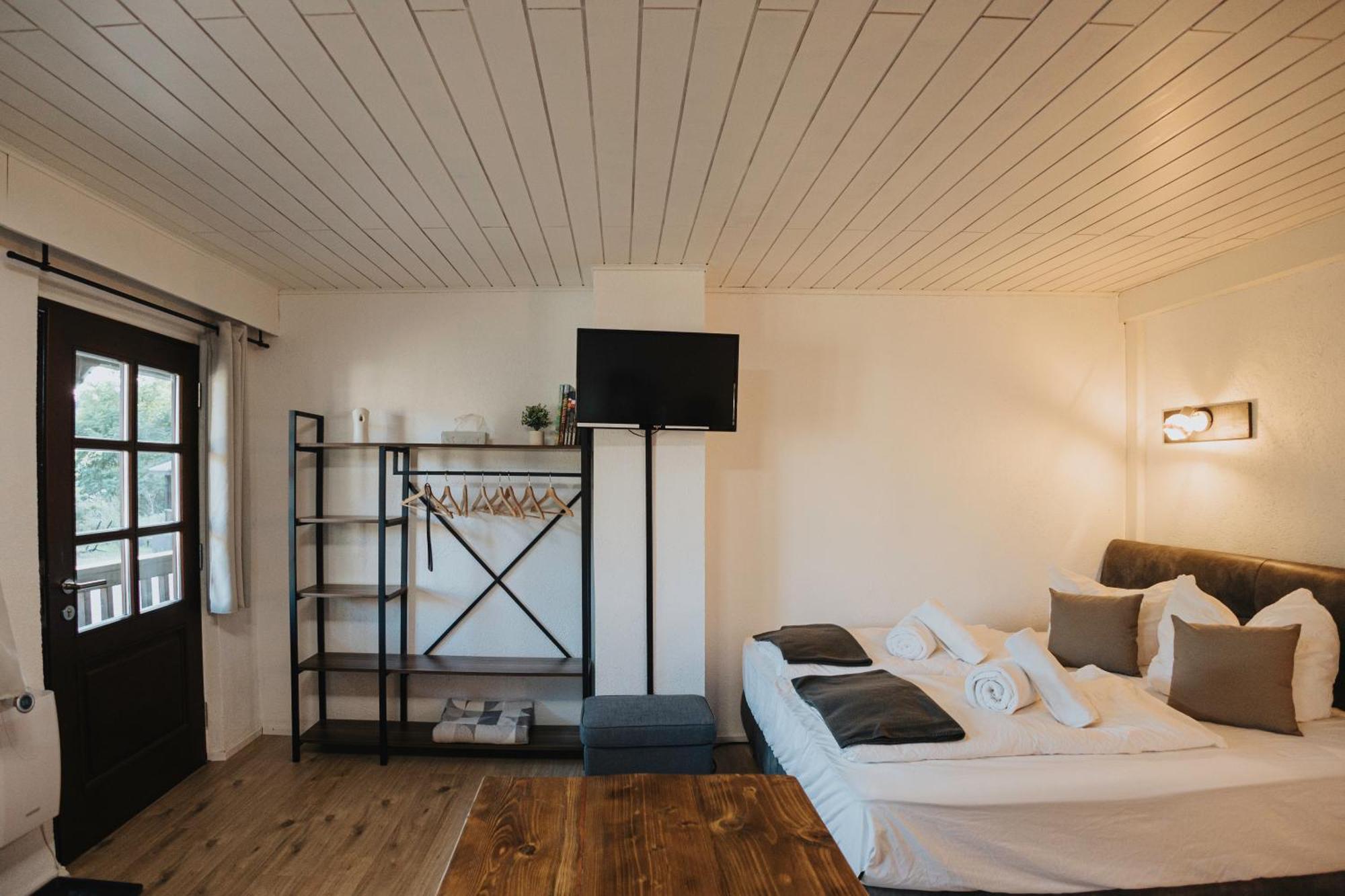 Apartment Am Annaweiher Hinterweidenthal Exteriör bild