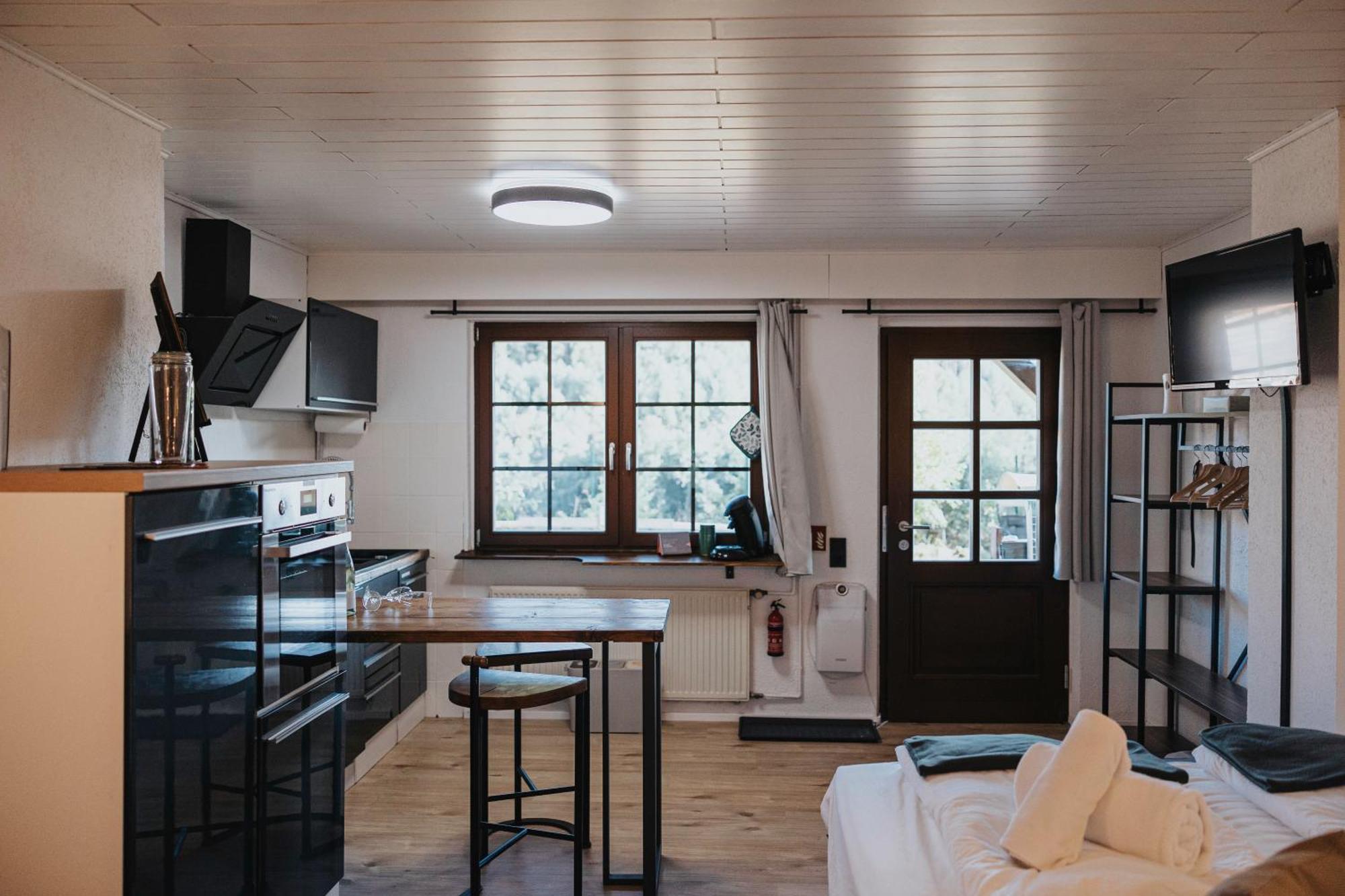 Apartment Am Annaweiher Hinterweidenthal Exteriör bild